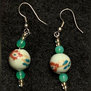 Beautiful vintage beaded dangle earrings